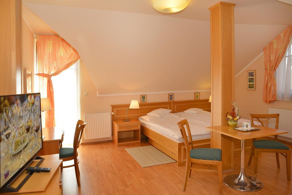 Vadaszkuert Panzio 3* Sopron